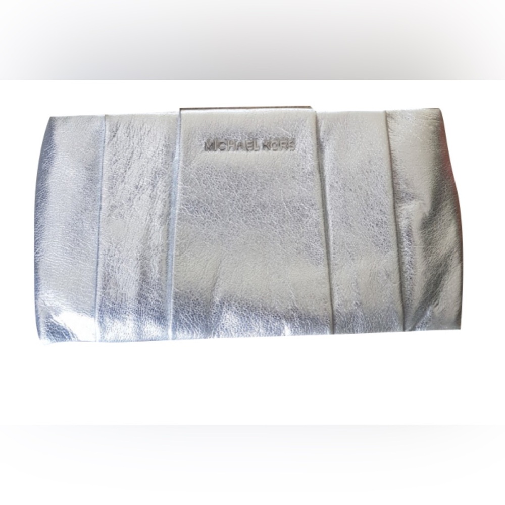 Michael Kors Silver Metallic Leather Clutch/Crossbody Bag Sz S